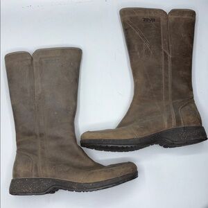 Teva Women's Brown Boots
